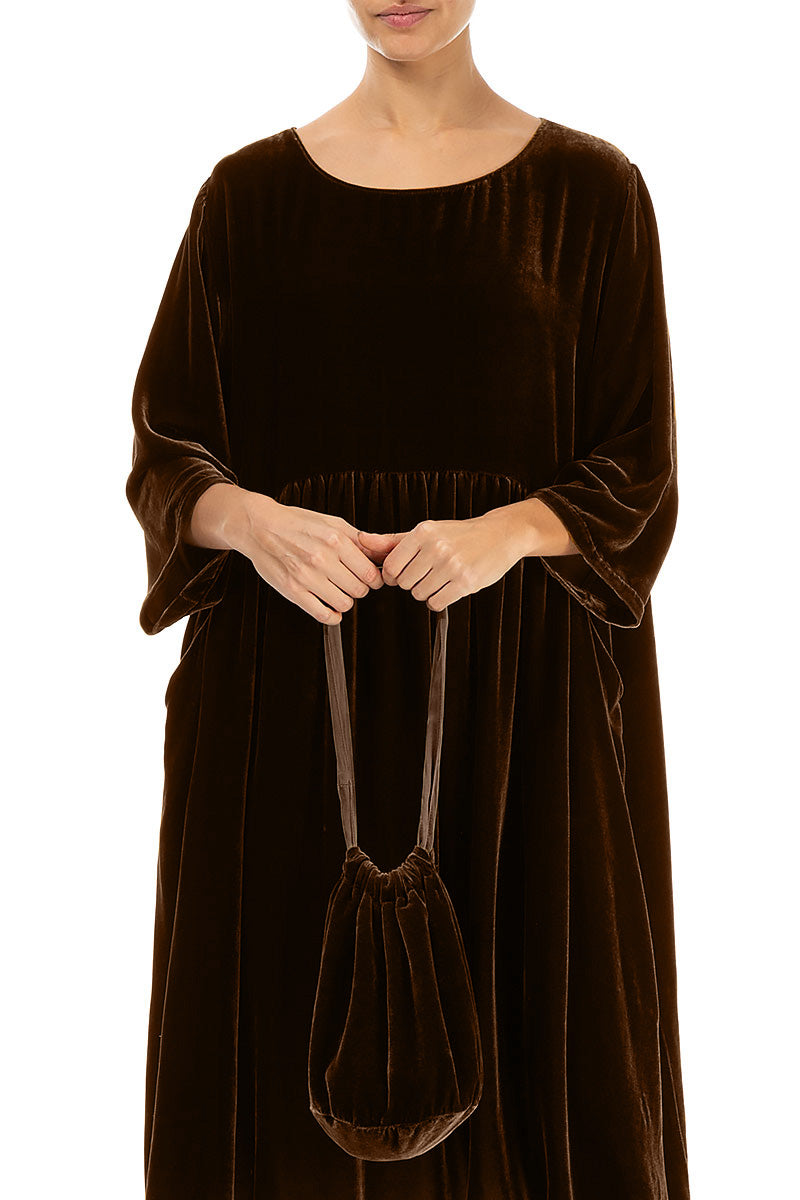 Abendhandtasche aus gealtertem Kupferseidensamt