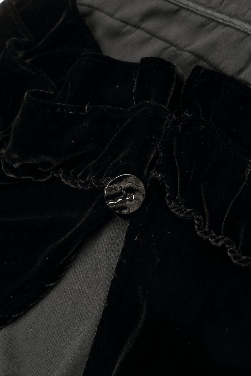 Schwarze Seidensamtweste