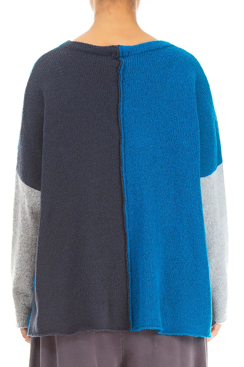 Kastiger Wollpullover in Navy und Azurblau mit Colour-Blocking