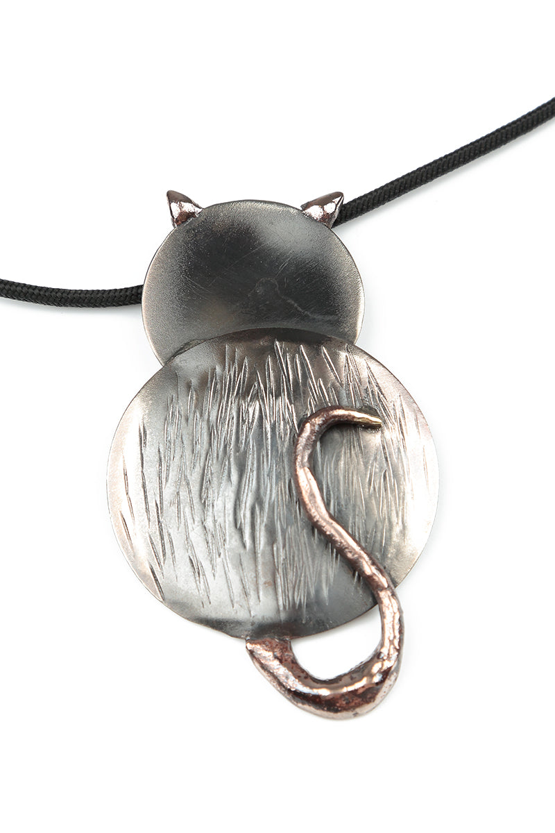 Cat Metal Pendant Necklace