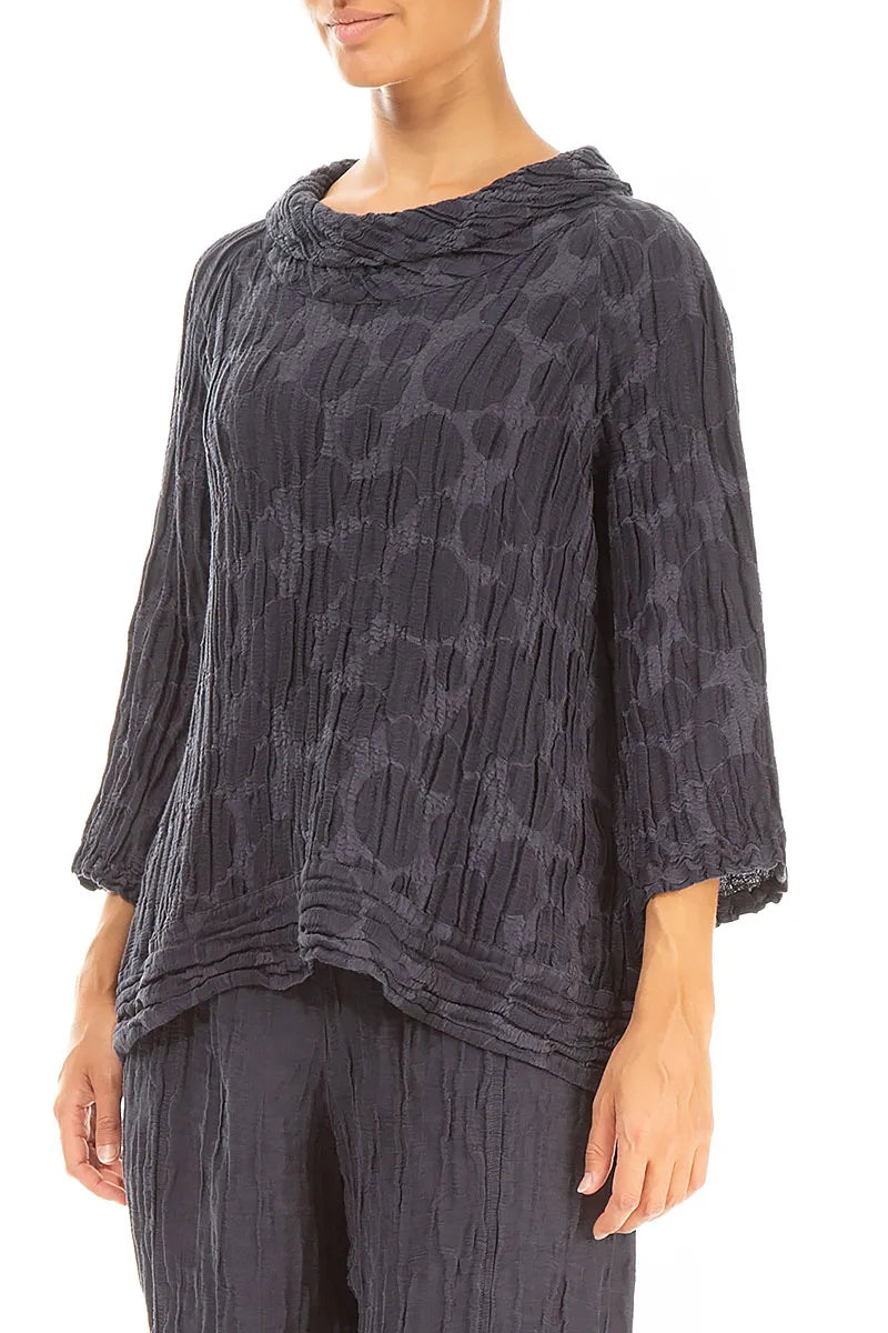 Kurzarmbluse aus schieferblauem Seidenleinen mit Kreismuster