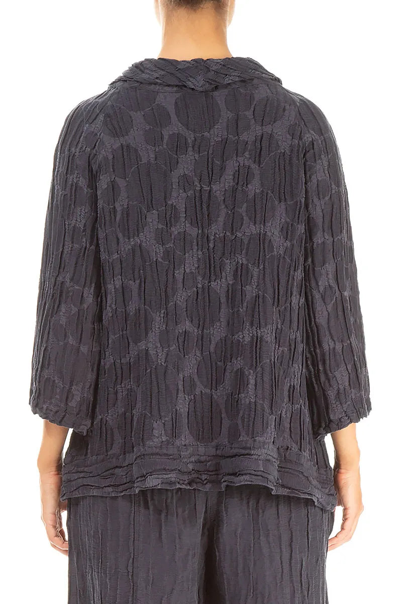 Kurzarmbluse aus schieferblauem Seidenleinen mit Kreismuster