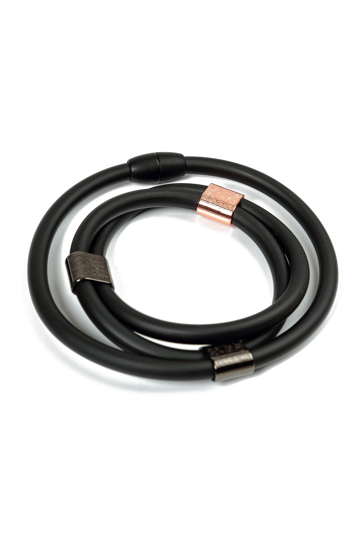 Collier en caoutchouc noir Noir Balance