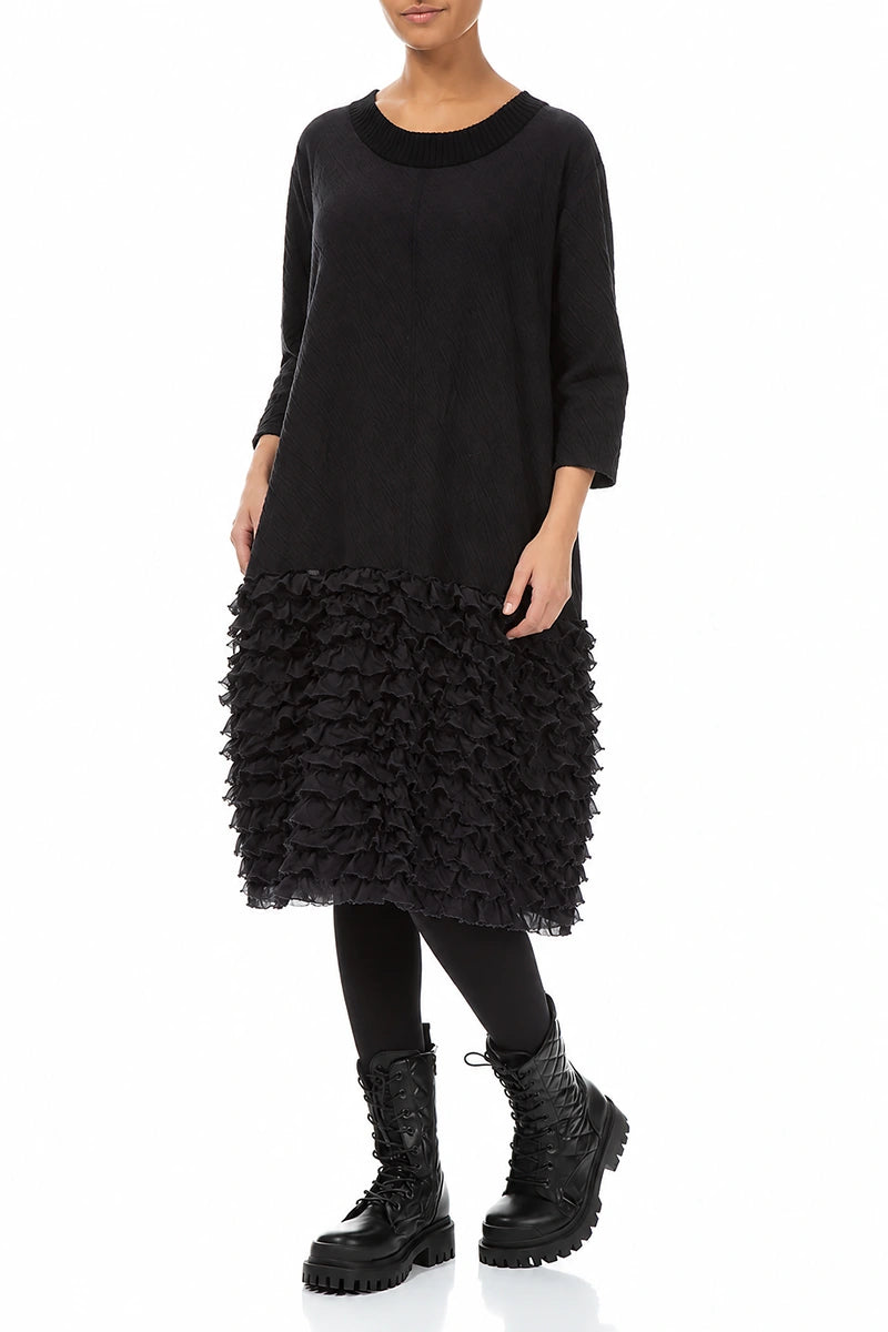 Gewelltes Baumwollkleid in Grau mit Rüschen