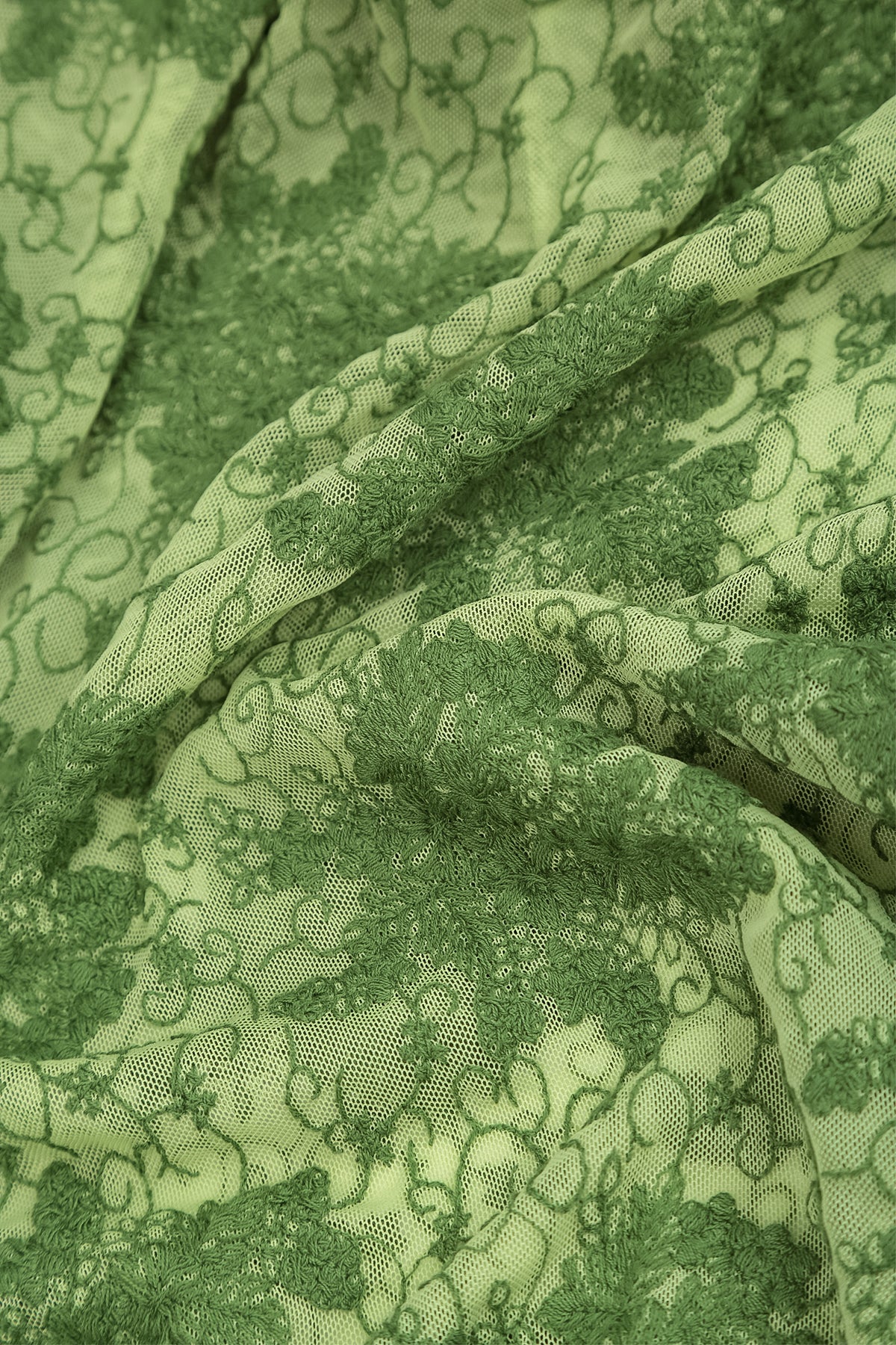 Shamrock Green Floral Cotton Lace Wristlets 8