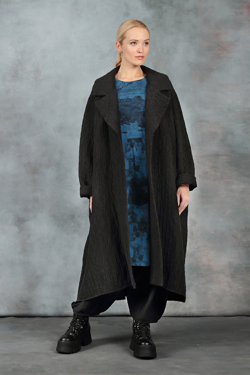 Wide Collar Black Quilted Silk Coat 7