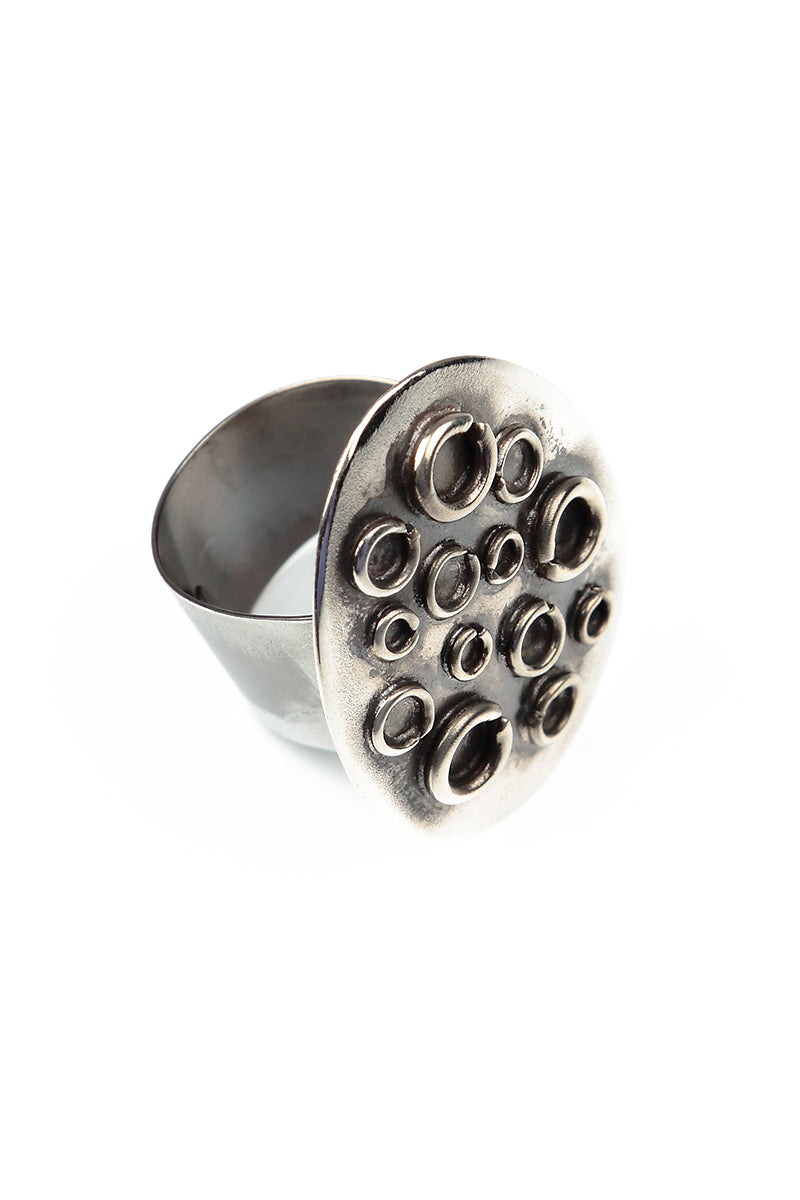 Circles Metal Ring 4