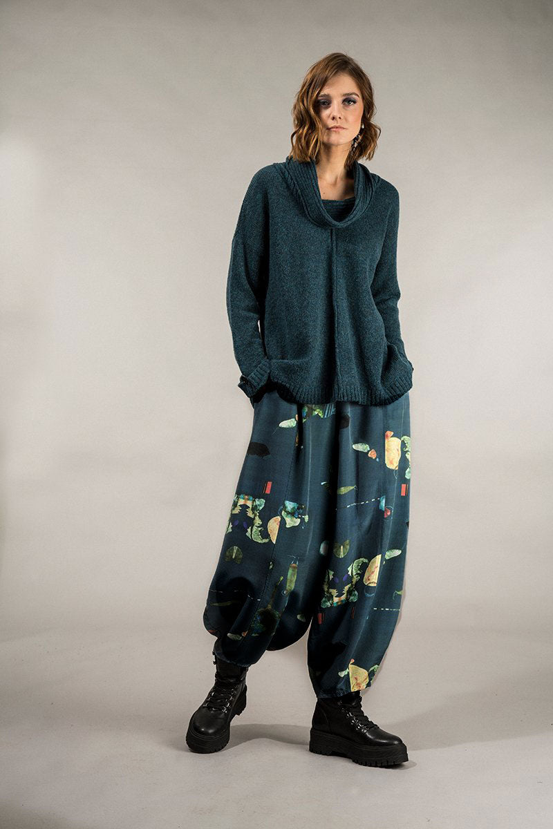 Loose Fairy-Tale Print Silk Bamboo Trousers 4