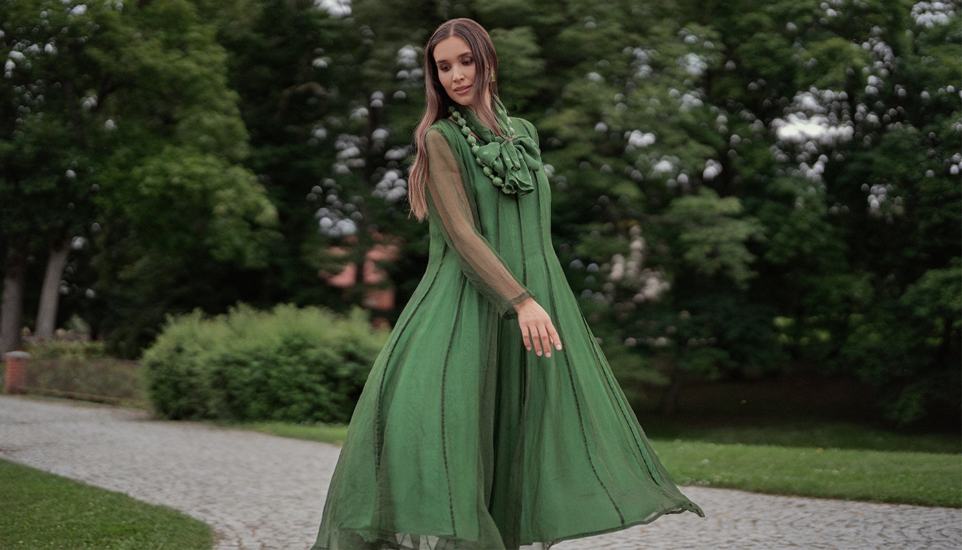 What to Wear to an Autumn Wedding