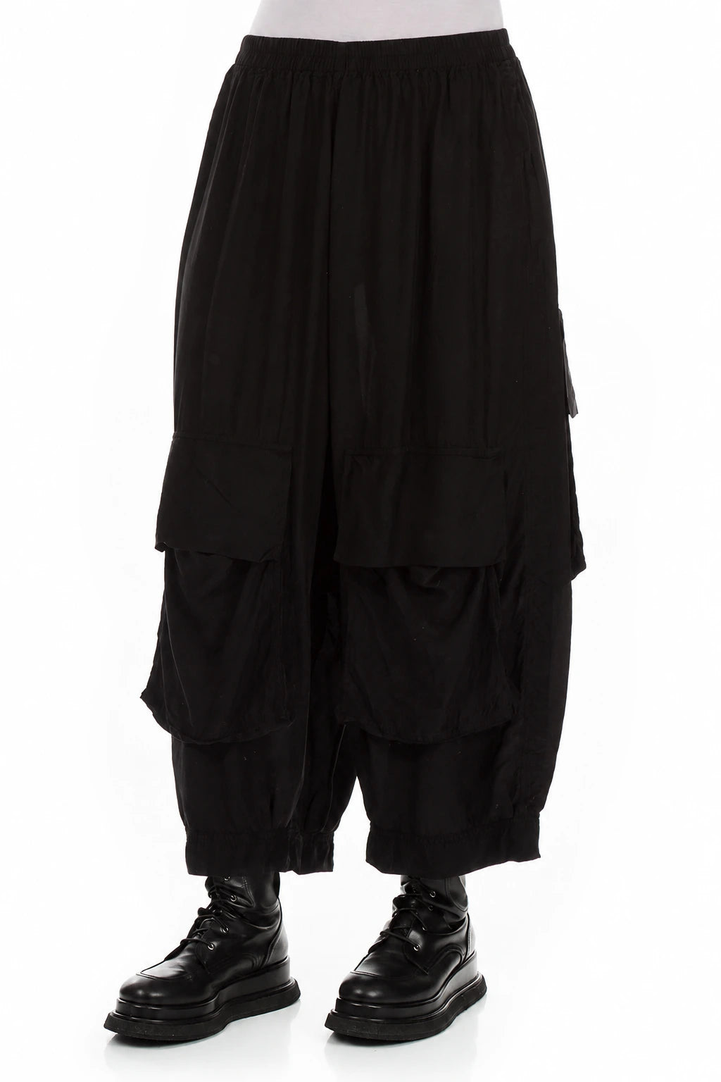 Pantalon en soie et bambou noir avec poches