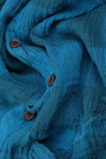 Robe-veste en gaze de lin bleu cobalt à grands carreaux