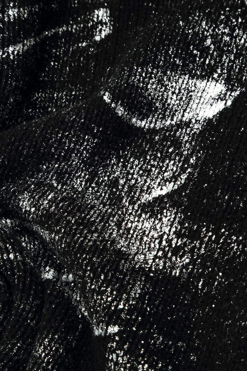 Kastiger Pullover aus schwarzer, silbermetallicfarbener Merinowolle