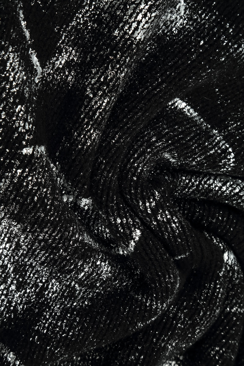 Kastiger Pullover aus schwarzer, silbermetallicfarbener Merinowolle