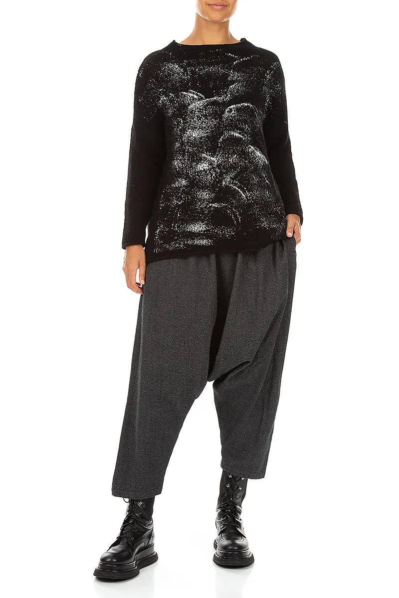 Kastiger Pullover aus schwarzer, silbermetallicfarbener Merinowolle