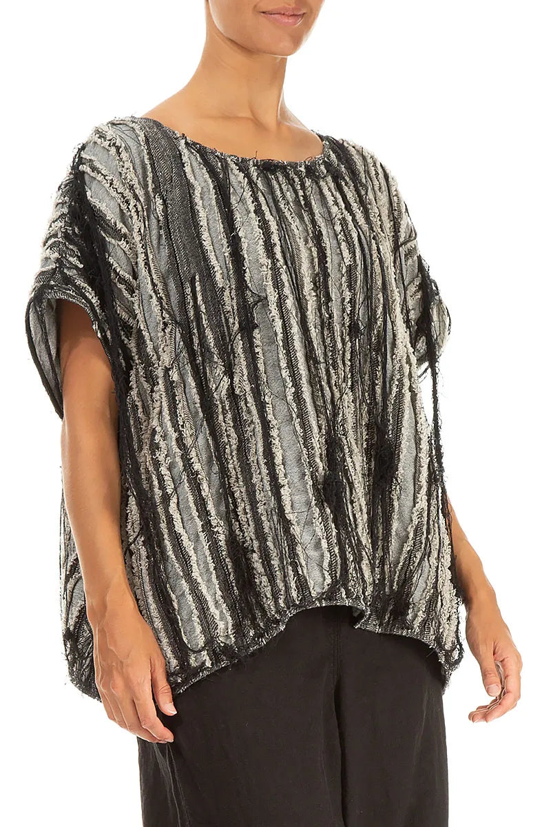 Kastige schwarze Bluse aus Leinen mit Textur