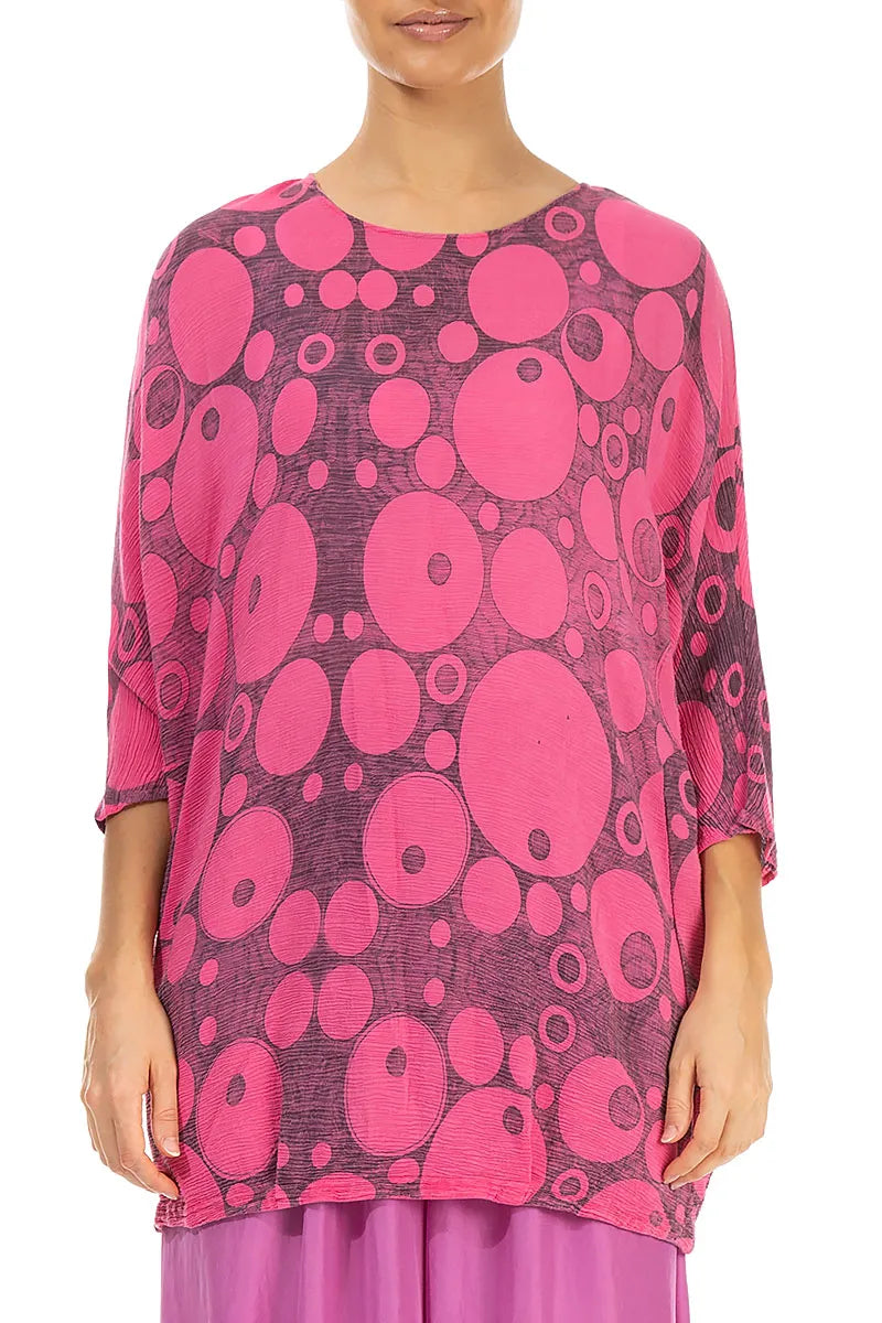 Kastenförmige Bluse aus Seidenviskose mit Kreismuster in kräftigem Pink