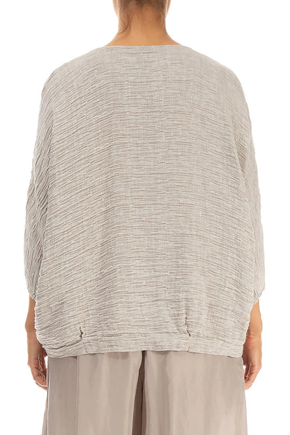 Beige Seidenbluse mit Wasserfallausschnitt und Knittereffekt