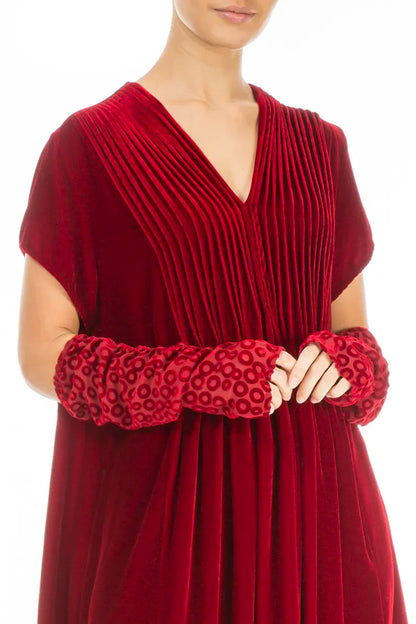 Devoré Ring Cherry Silk Velvet Wristlets 1