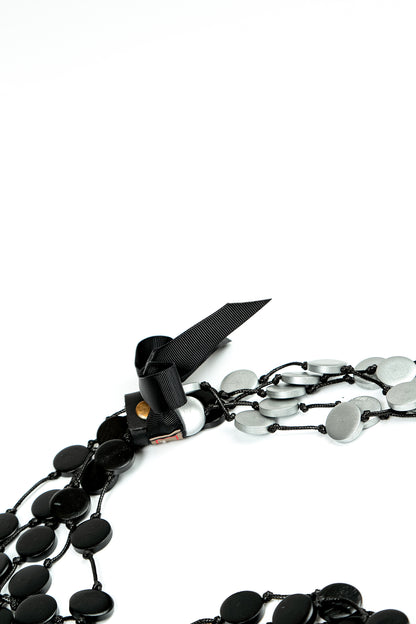 Doppelkaskaden-Halskette aus Holz