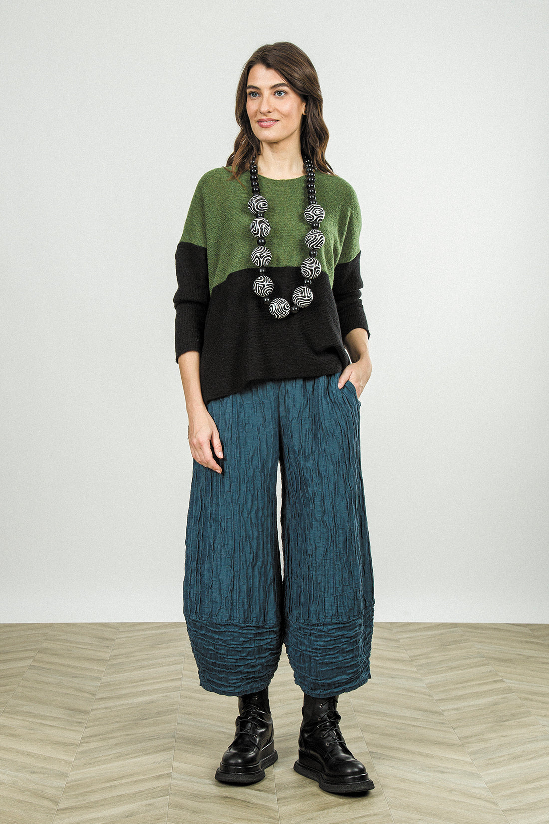 Dual Green &amp; Black Wool Sweater 1