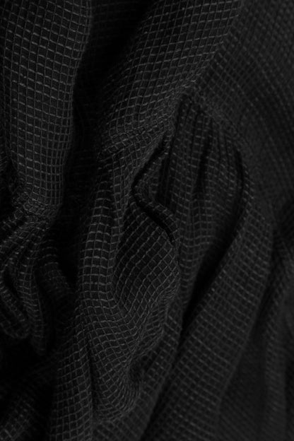 Robe en soie noire à motif papillon évasé