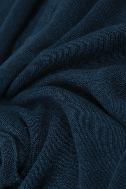 Marineblauer Leinenpullover mit Blumenmuster