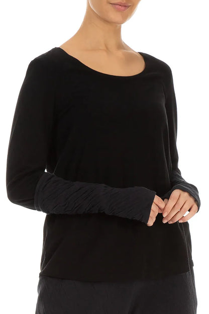 Grey Wavy Cotton Wristlets 1