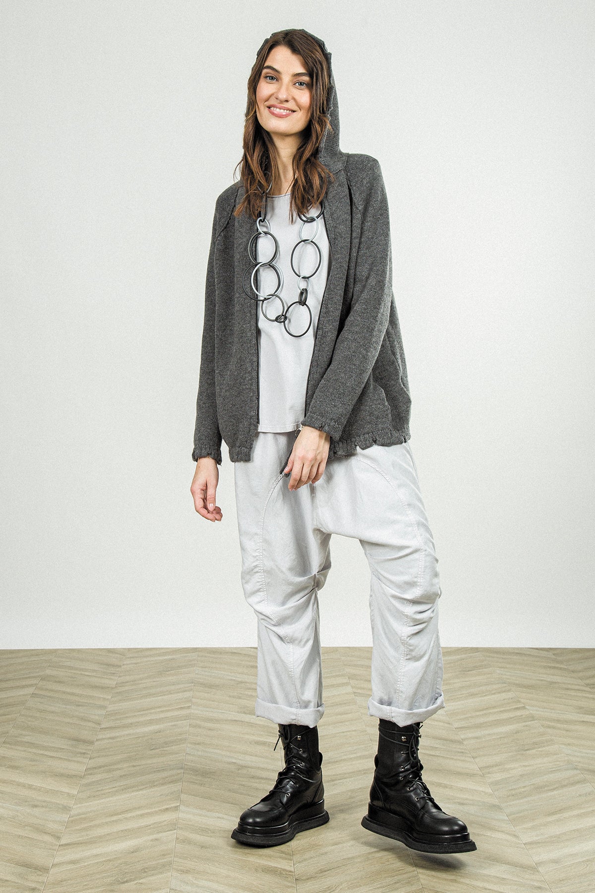 Gilet en Laine mérinos gris à capuche et fermetures éclair