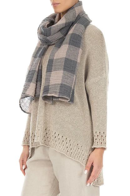 Écharpe en gaze de lin beige à grands carreaux