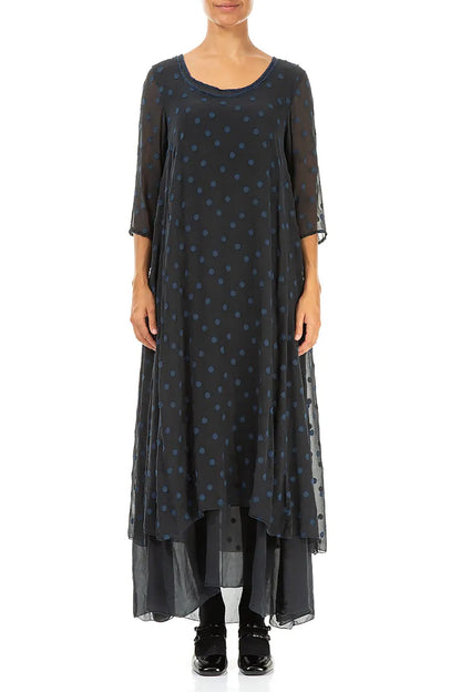 Robe en soie bleu marine à pois superposés
