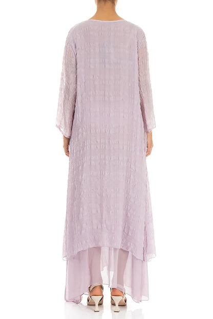 Robe en soie légère texturée lilas superposée