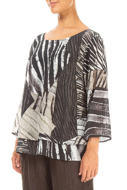 Strukturierte Bluse aus Wild Ink-Seide mit mehreren Lagen