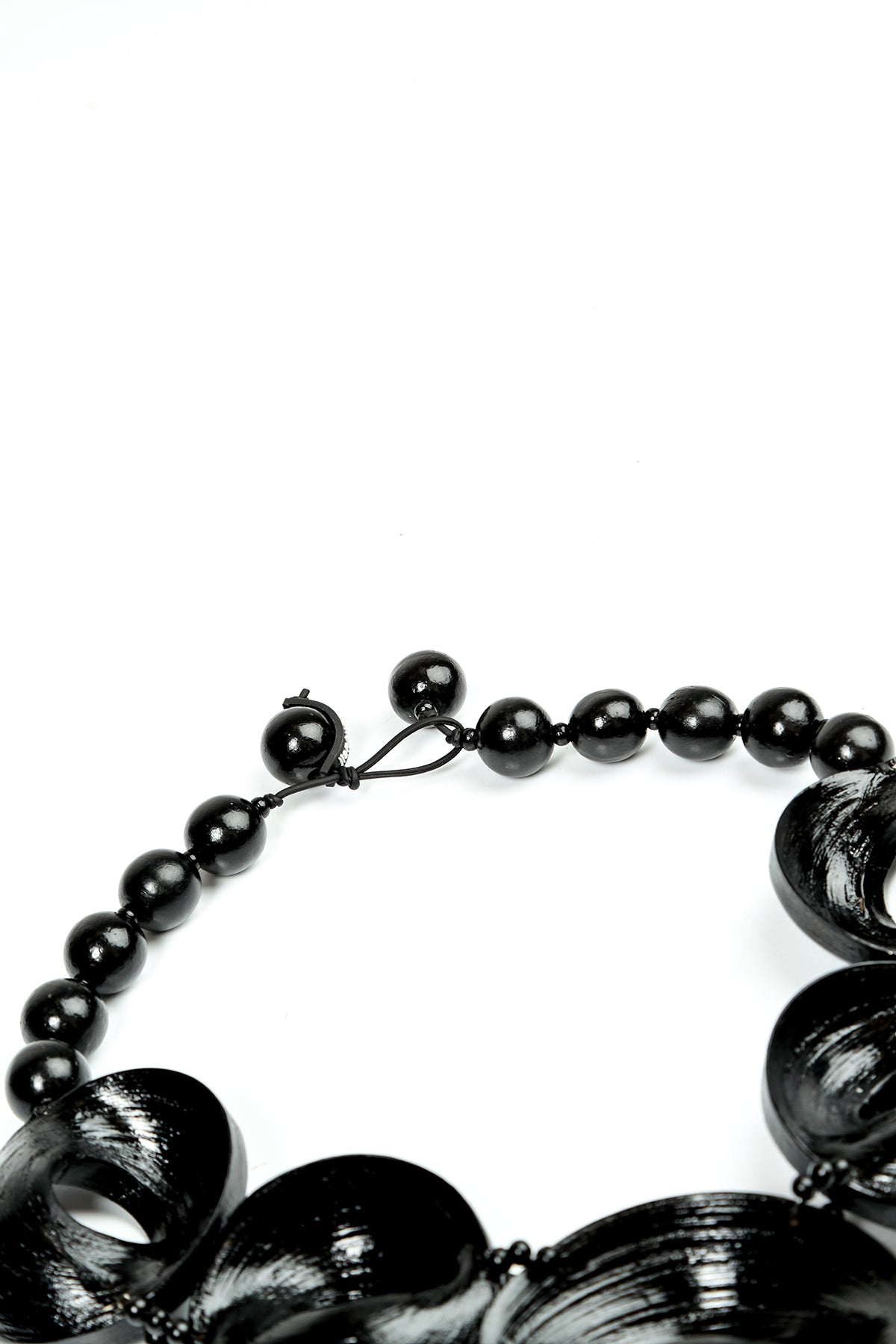 Noir Drift Bamboo Necklace