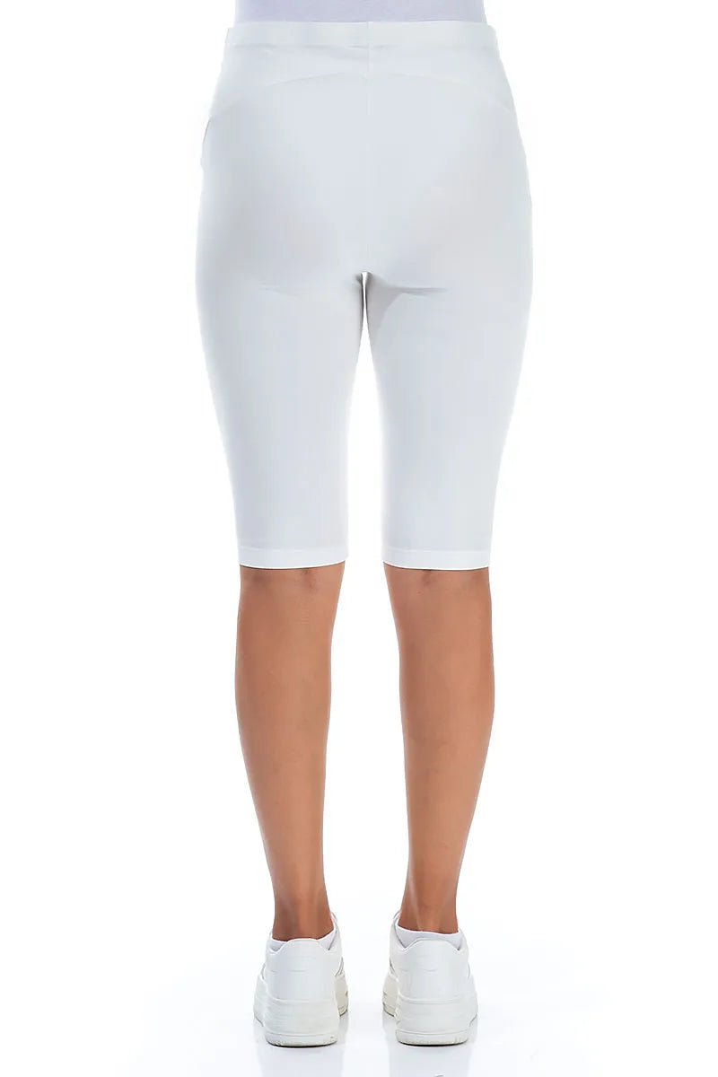 Shorts aus gebrochenem Weiß mit Stretch-Baumwolle