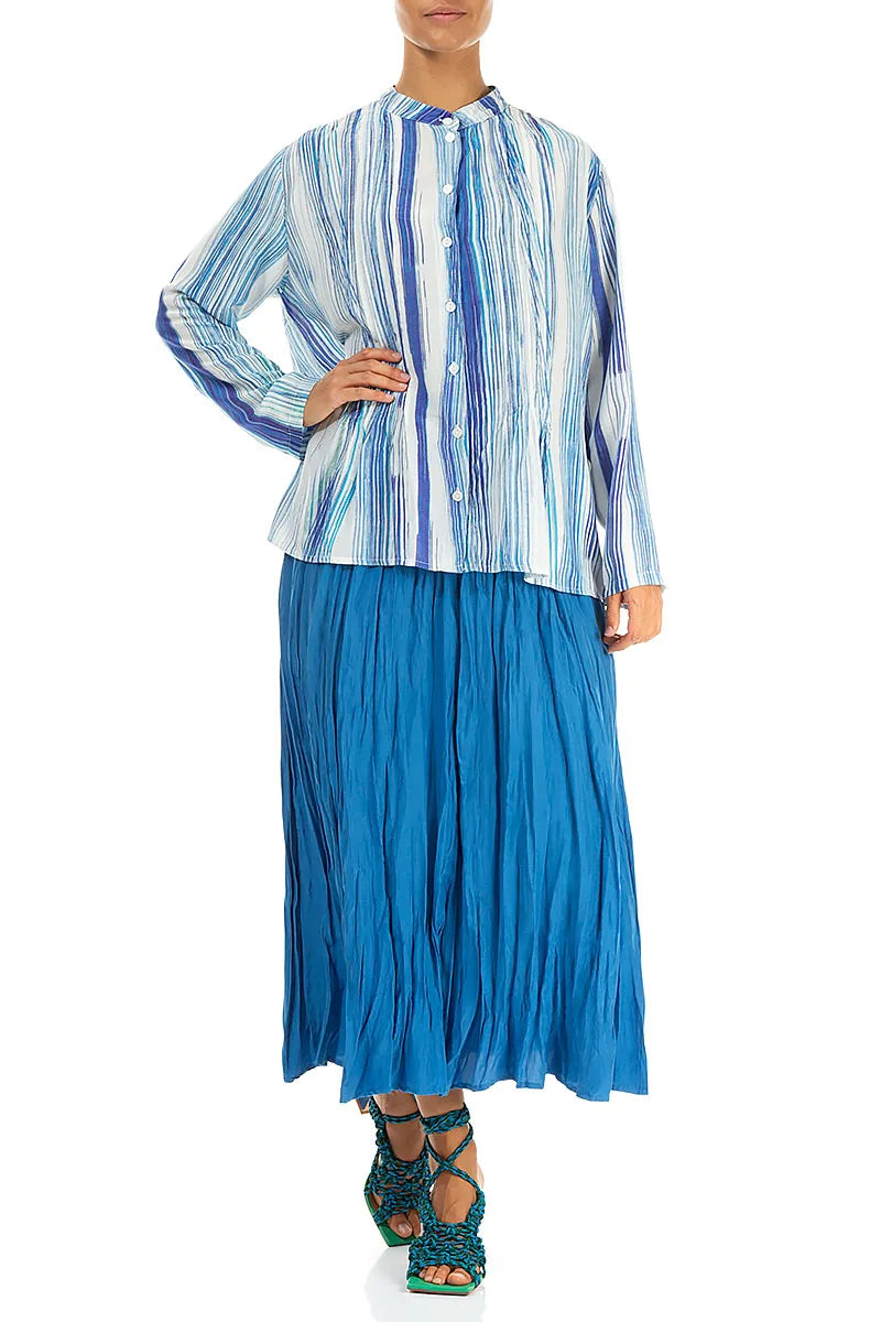 Pin-Tucked-Hemdbluse aus blauem Seiden-Bambus-Stoff mit Streifenmuster
