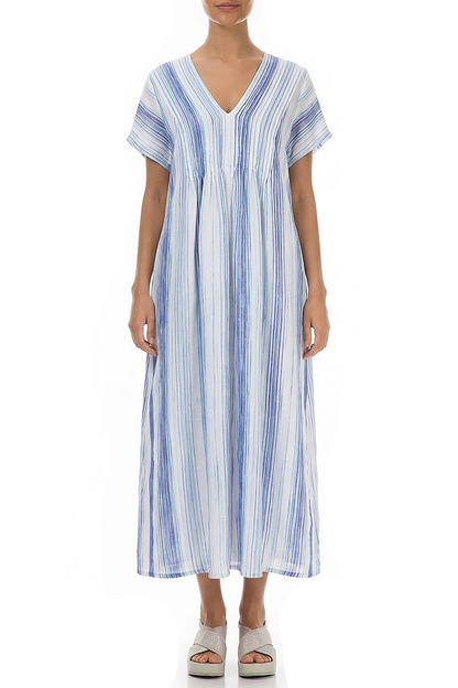 Romantisches blaues Leinenkleid mit Waschstreifen