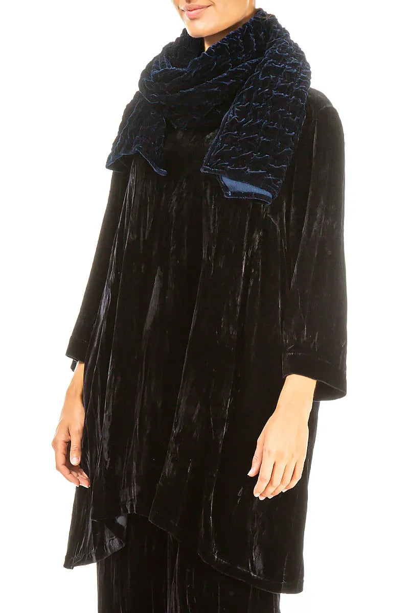 Écharpe plissée en velours de soie bleu roi