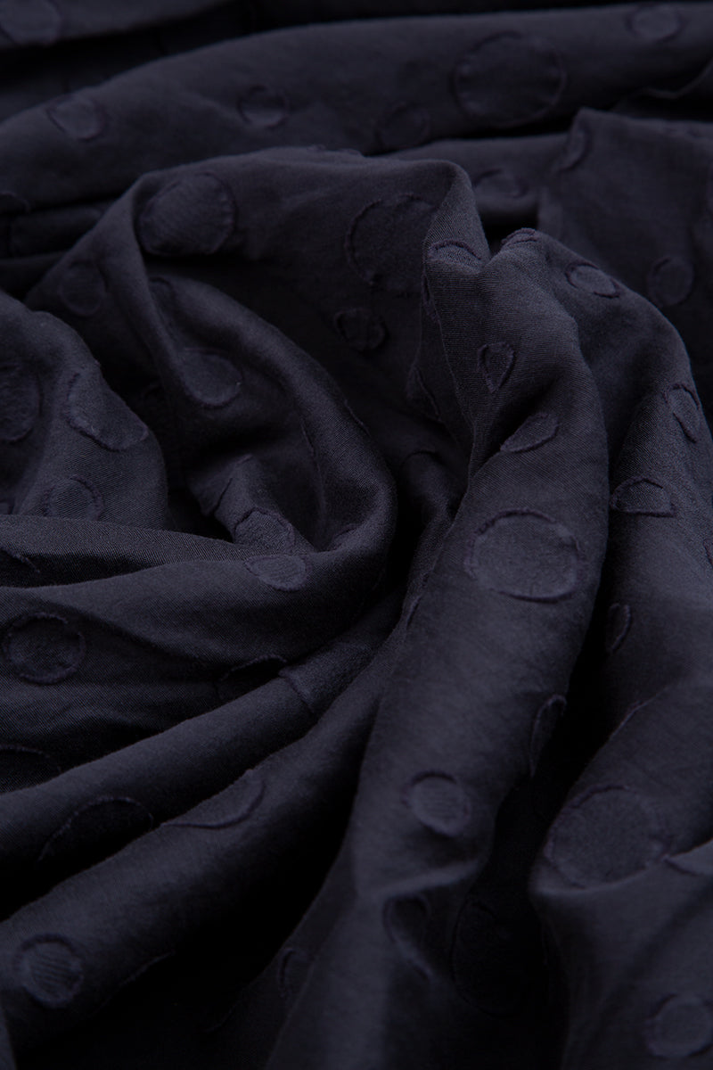 Jupe en soie et coton violet foncé à pois