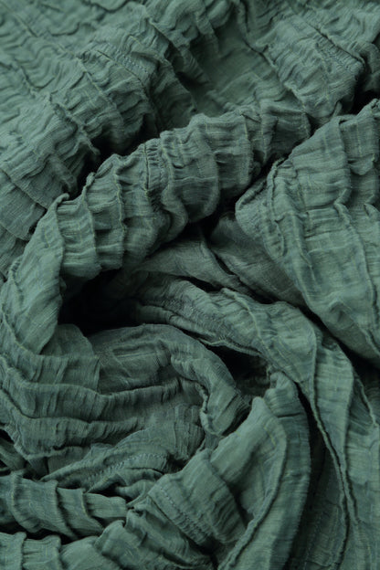 Veste en lin et soie sauge froissée à bords tombants