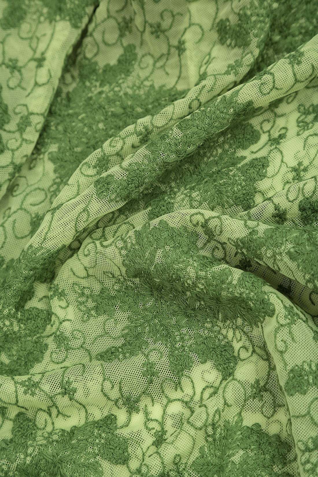 Shamrock Green Floral Cotton Lace Wristlets 8