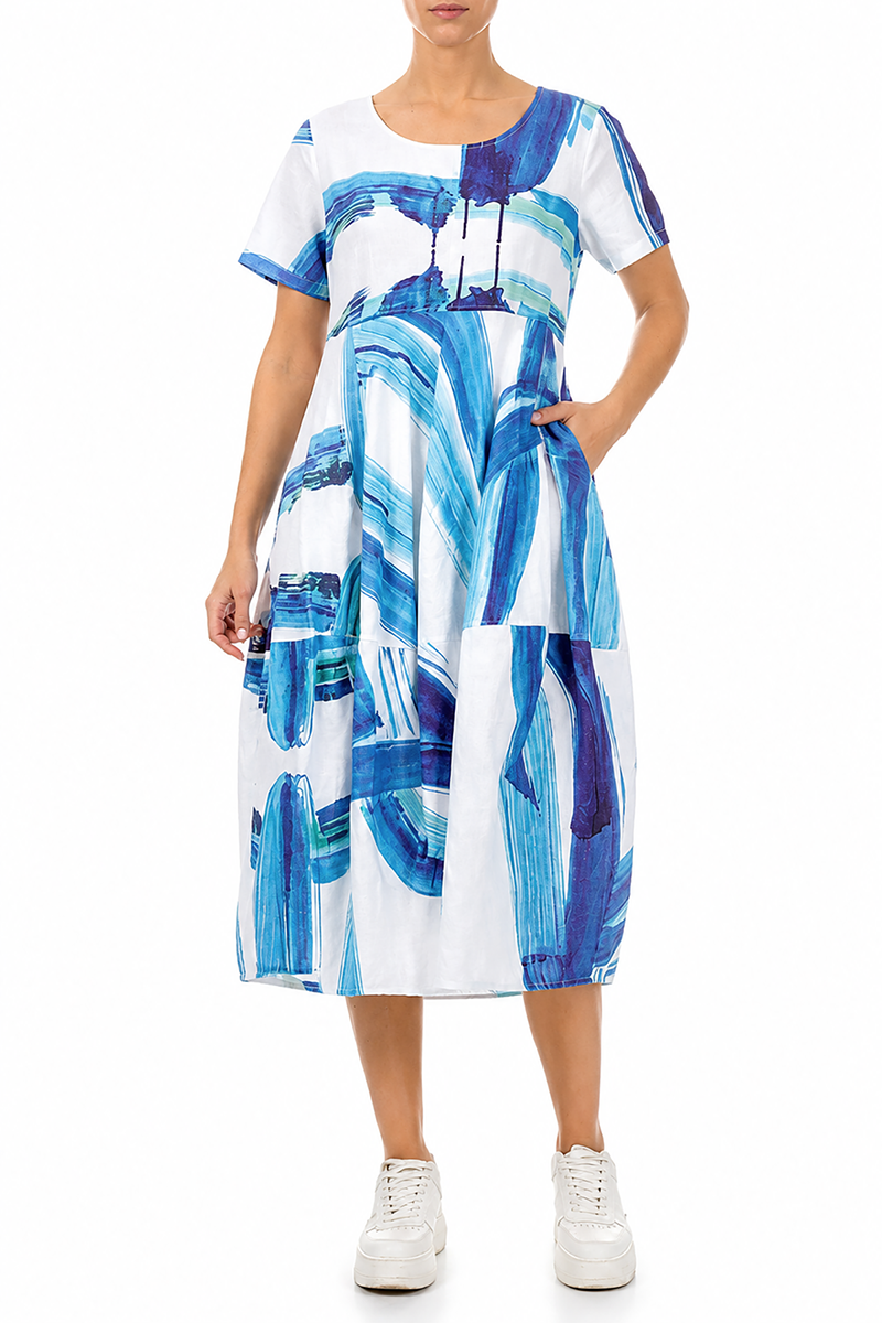 Robe en lin à manches courtes, coupe ballon, motif coups de pinceau bleus
