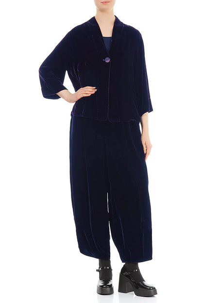 Einreihige Jacke aus königsviolettem Seidensamt