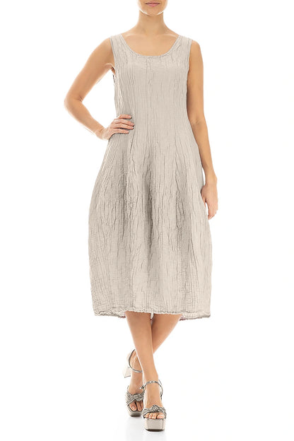 Robe sans manches en soie et lin beige froissé, à volants bouffants