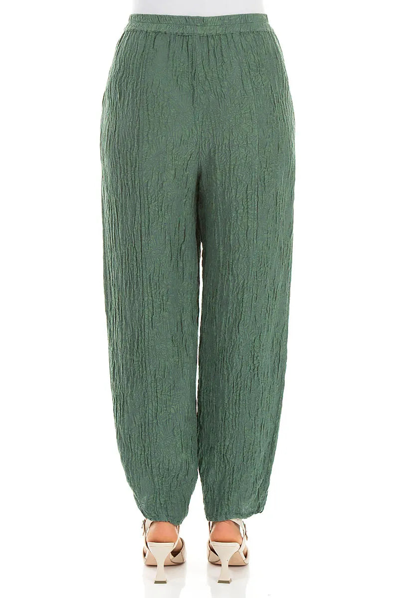 Pantalon Fuselé en Soie Sauge à Motif Floral