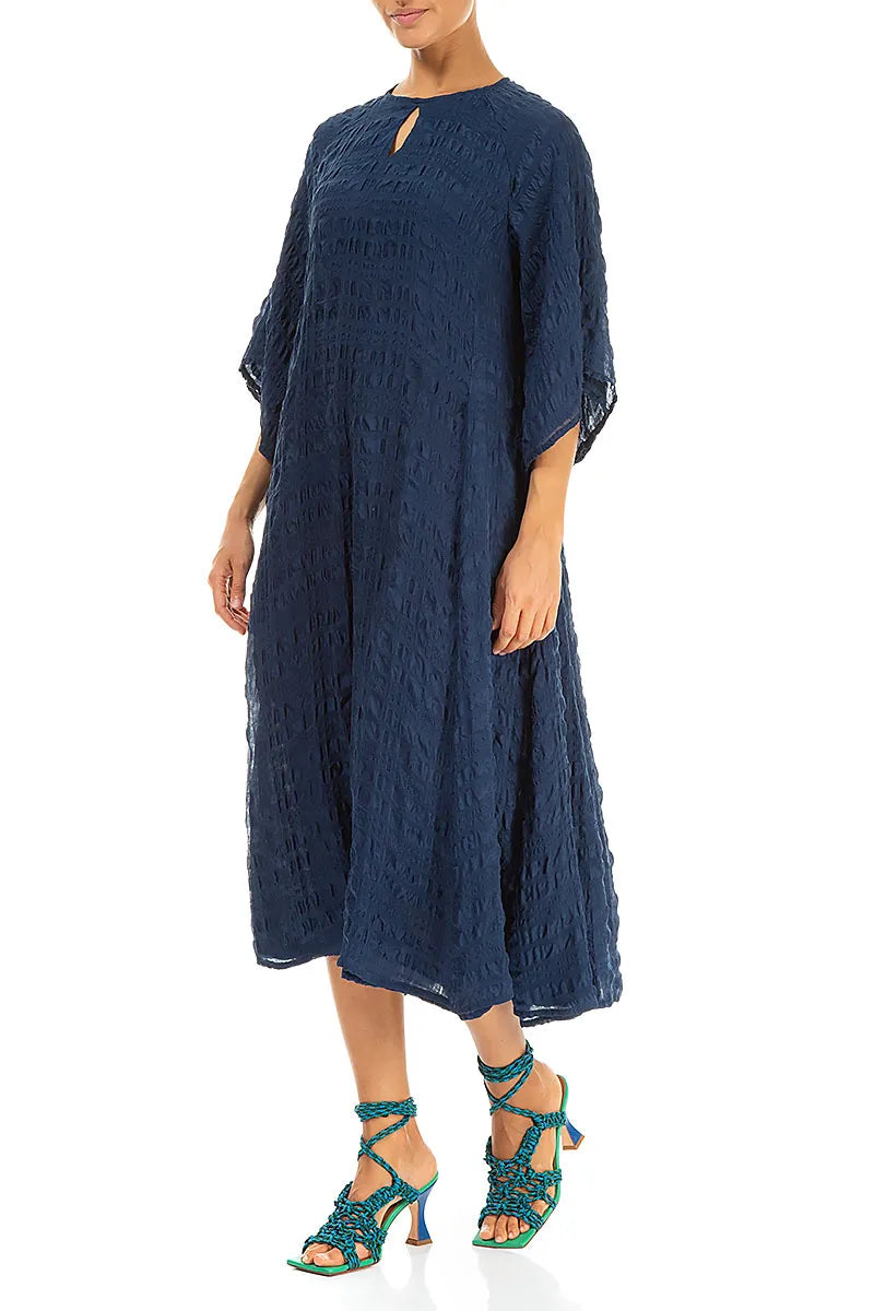 Stufenkleid aus kobaltblauer, heller Seide