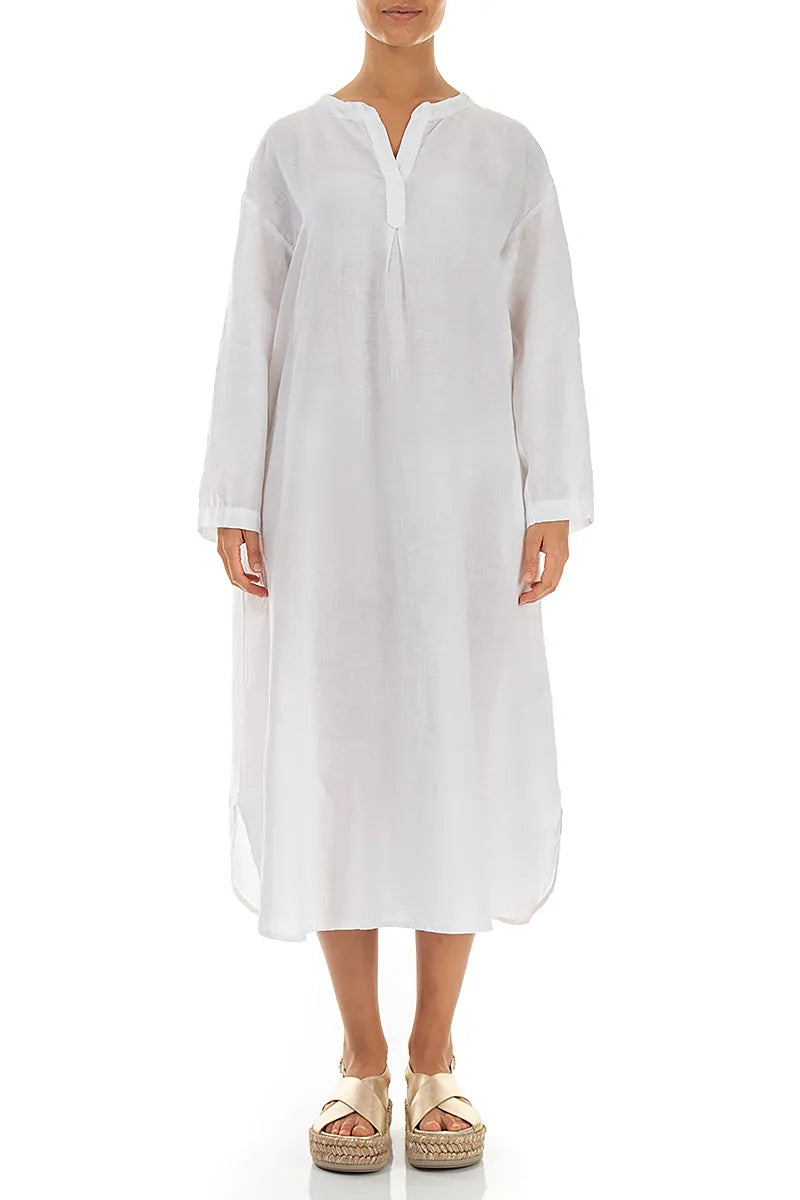 Weißes Leinenkleid