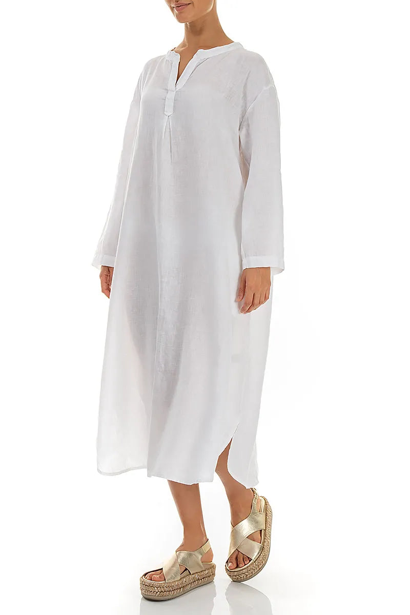 Weißes Leinenkleid