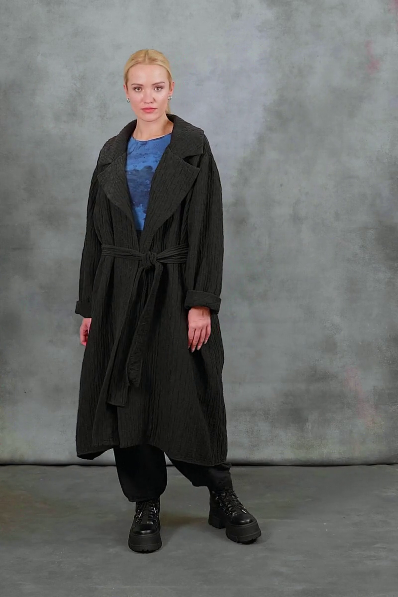 Wide Collar Black Quilted Silk Coat 8