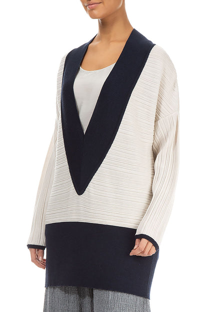 Deep V Neck White &amp; Navy Wool Tunic Sweater